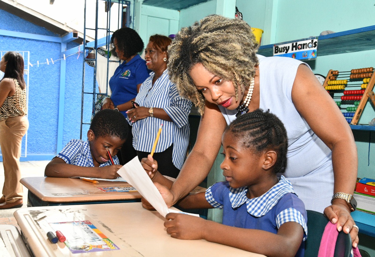 Gov’t Pushes New Strategies to Improve Literacy and Numeracy in Inner-city Schools