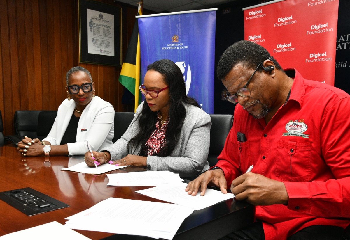 More Student-Teachers to Have Access to Smart Labs